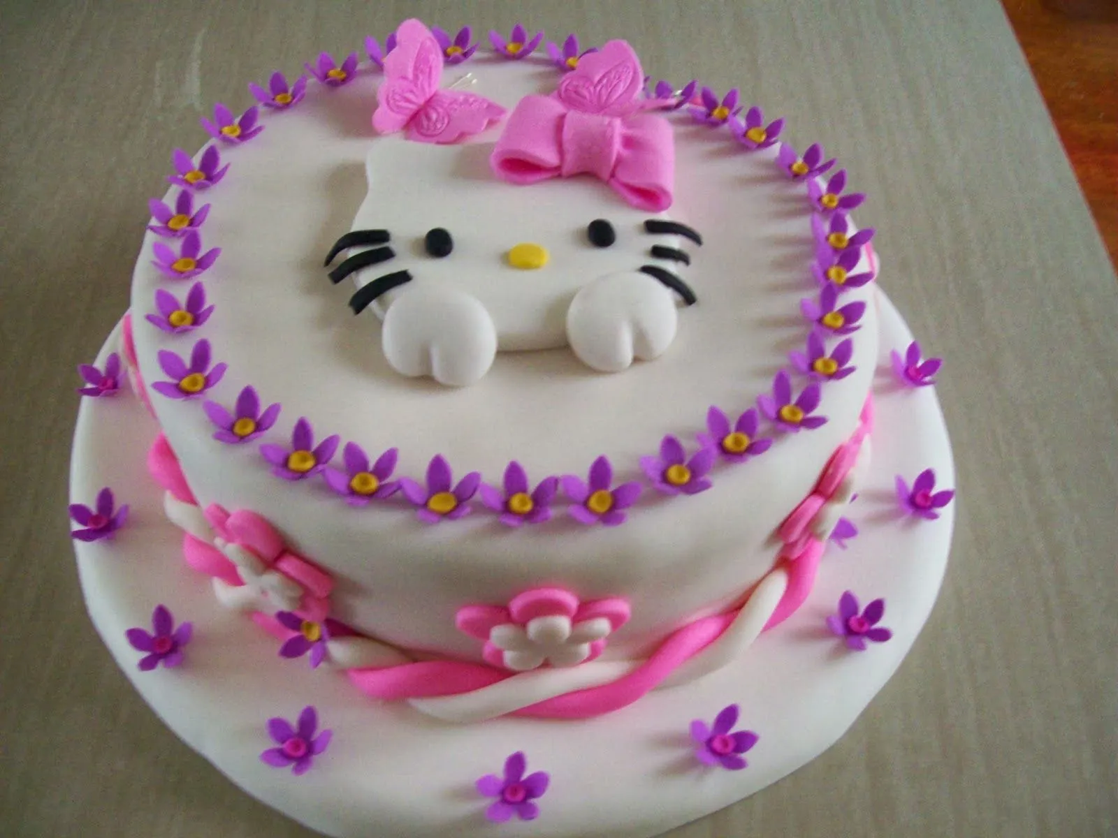 Tortas y Cupcakes Rosi: TALLER DECORACION DE TORTAS EN FONDANT Tortas y Cupcakes Rosi: TALLER DECORACION DE TORTAS EN FONDANT