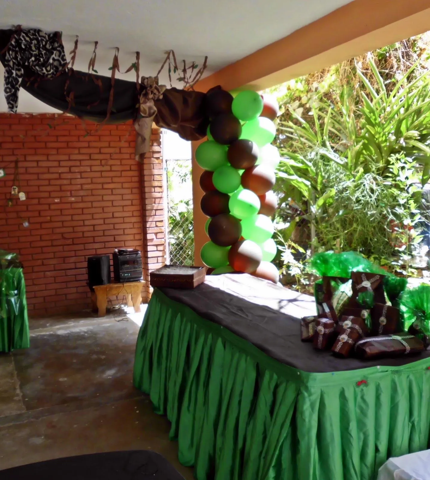 Tortas y Decoraciones: Baby Shower de Safari para Sebas