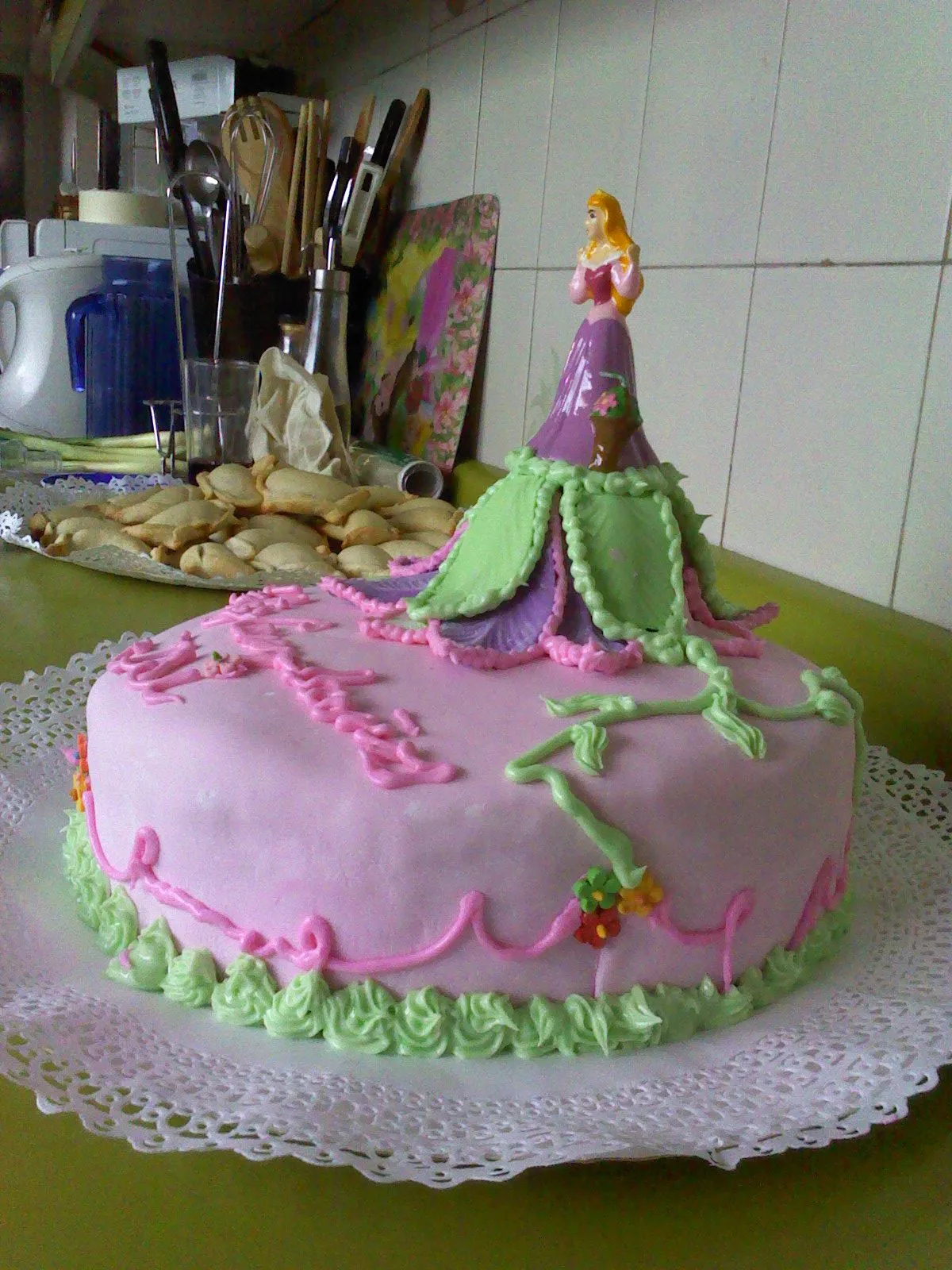 TORTAS DECORADAS: TORTAS INFANTILES PARA NIÑITAS TORTAS DECORADAS: TORTAS INFANTILES PARA NIÑITAS