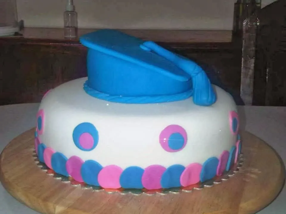 Tortas de graduación bachiller - Imagui