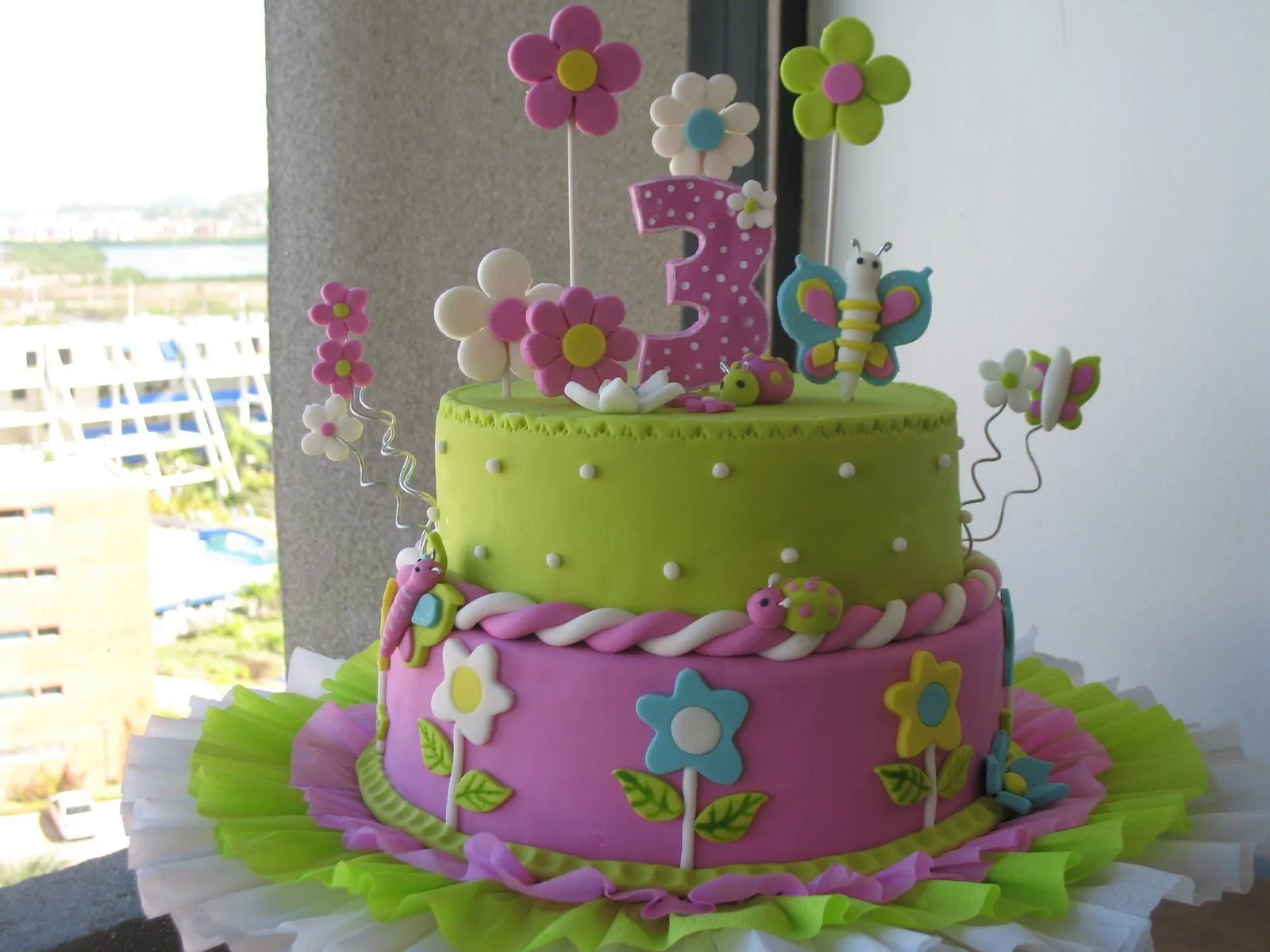 Pin Tortas Infantiles Flores Mariposas Hawaii Ajilbabcom Portal on ... Pin Tortas Infantiles Flores Mariposas Hawaii Ajilbabcom Portal on ...