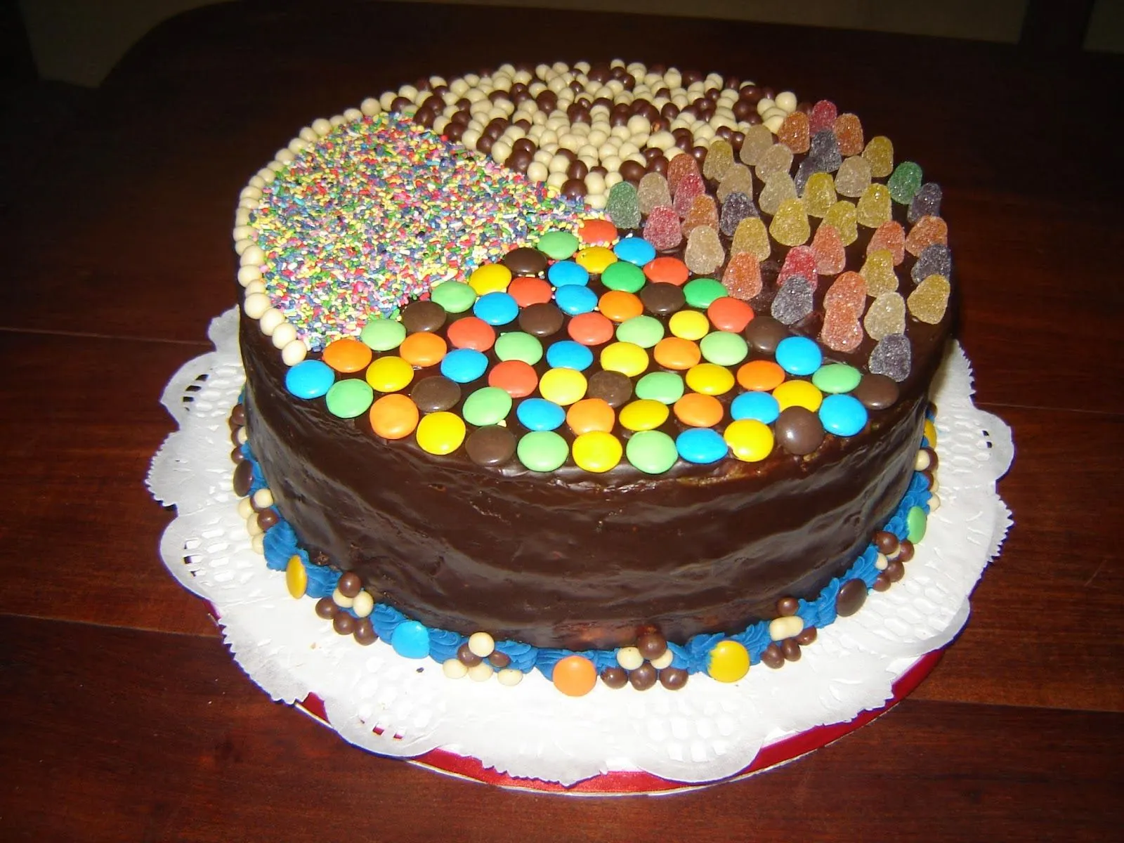 Tortas Mariel: Tortas de chocolate y golosinas Tortas Mariel: Tortas de chocolate y golosinas