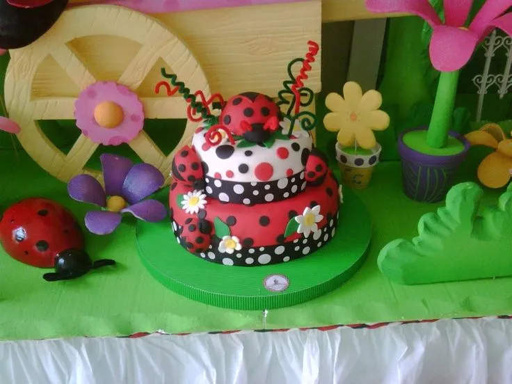 Torta de Mariquitas | tortas mariquita | Pinterest Torta de Mariquitas | tortas mariquita | Pinterest