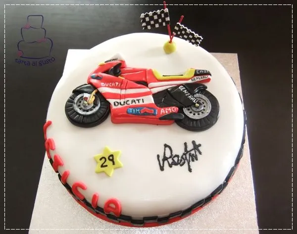 Tarta moto Valentino Rossi | Tarta al gusto