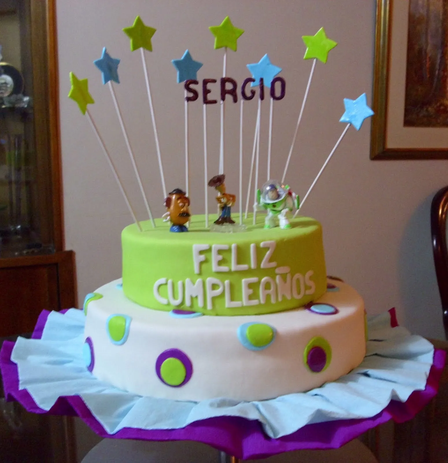 Tortas y Ponques Lucia: Torta con personajes de Toy Story Tortas y Ponques Lucia: Torta con personajes de Toy Story