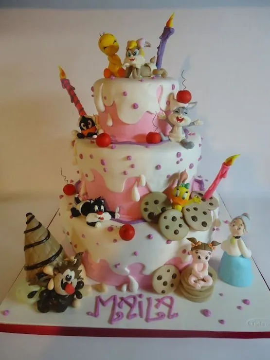 Torte Looney Tunes - Cakemania, dolci e cake design Torte Looney Tunes - Cakemania, dolci e cake design