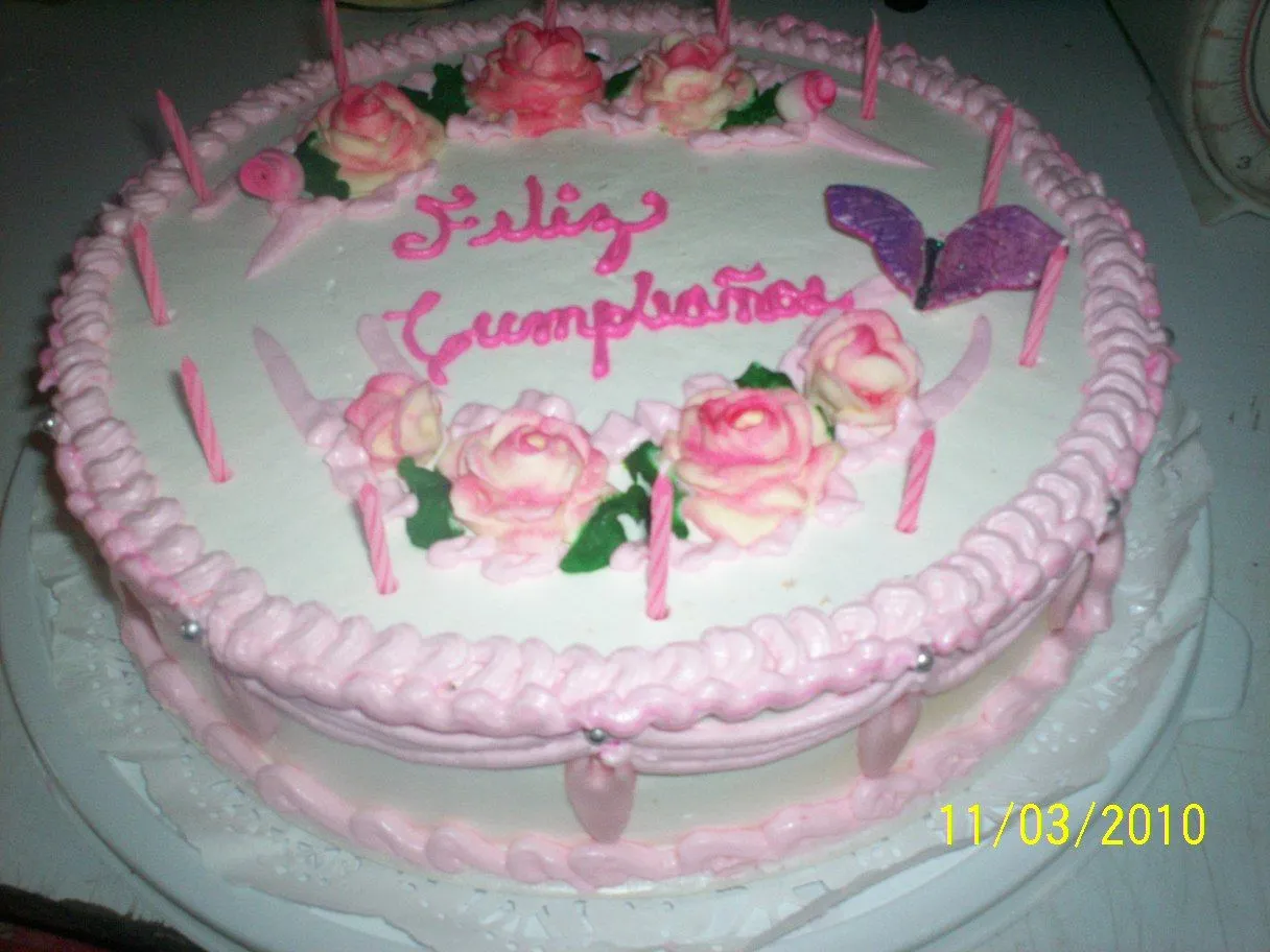 TORTAS WUENDI: Tortas decoradas con merengue italiano TORTAS WUENDI: Tortas decoradas con merengue italiano