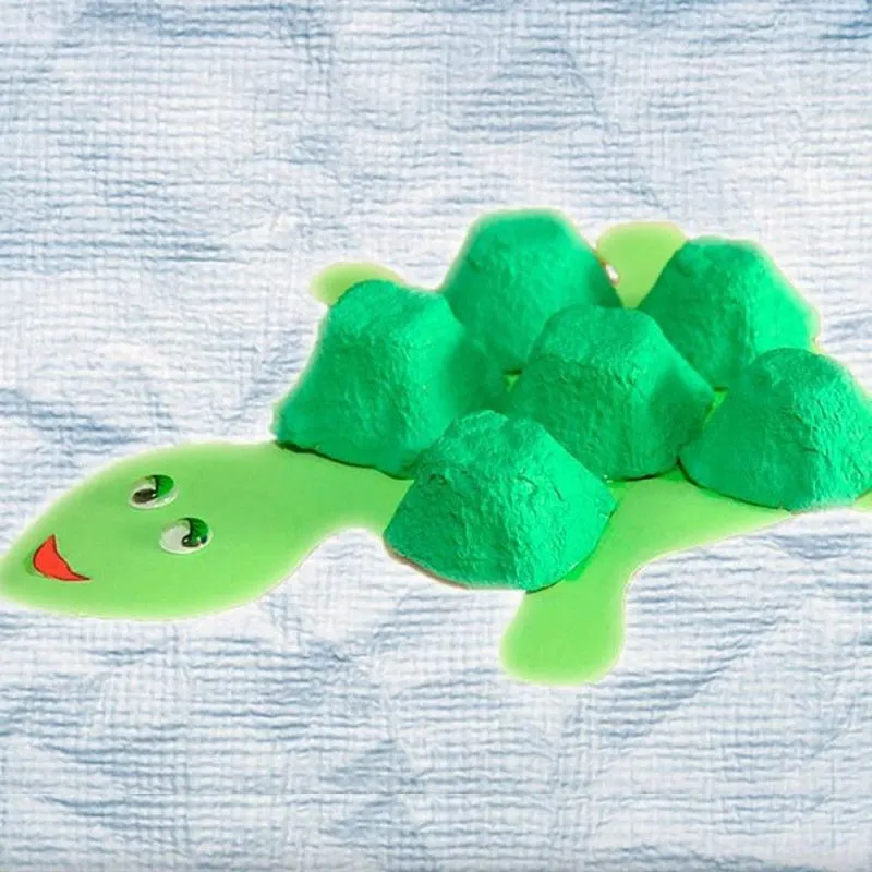 Tortuga con hueveras. Manualidad de reciclaje Tortuga con hueveras. Manualidad de reciclaje
