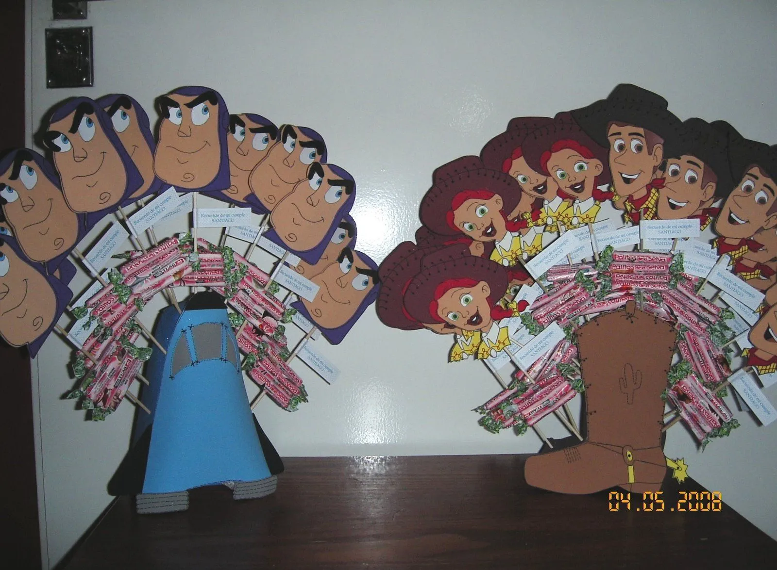 Toy Story - Souvenirs Los Mejores En Goma Eva - Artenatomano ... Toy Story - Souvenirs Los Mejores En Goma Eva - Artenatomano ...