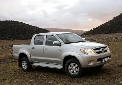 Toyota Hilux 3.0 4X4 Cabina Doble DX (2012)