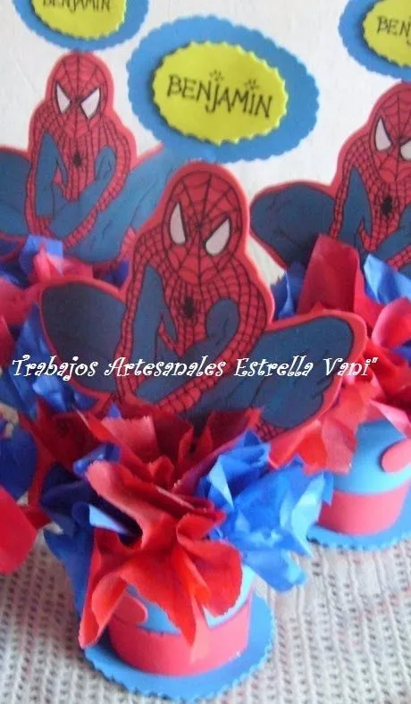 TRABAJOS ARTESANALES "ESTRELLA VANI": Para un cumpleaños Spiderman... TRABAJOS ARTESANALES "ESTRELLA VANI": Para un cumpleaños Spiderman...
