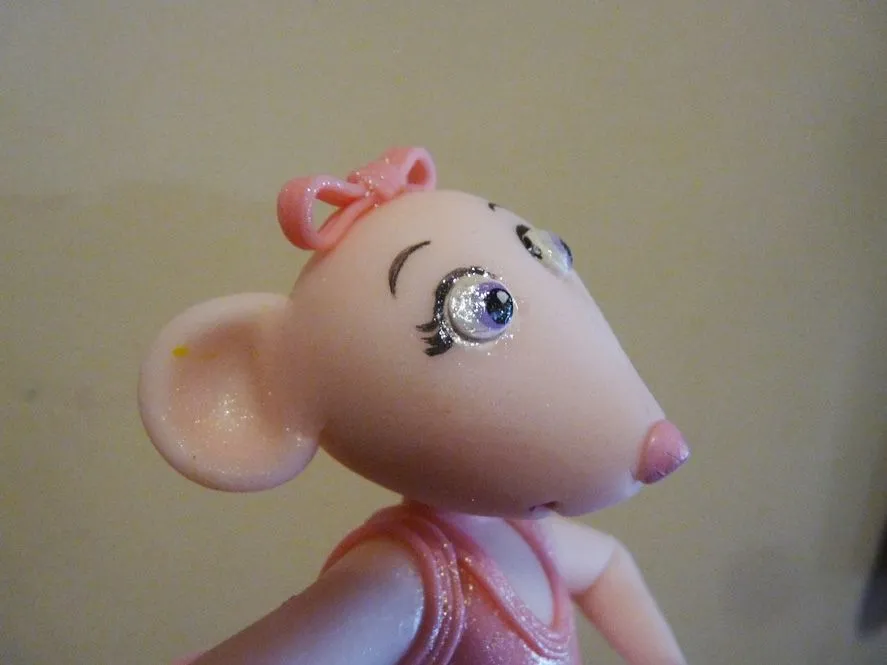 mis trabajos en Porcelana": "Angelina Ballerina" mis trabajos en Porcelana": "Angelina Ballerina"
