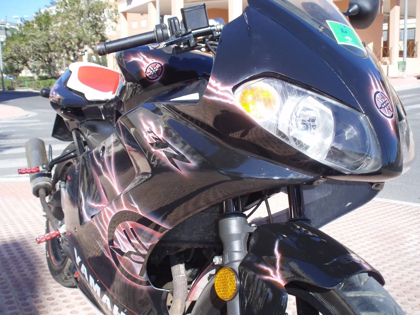 Trabajos profesionales de pintura en motos | bullbock