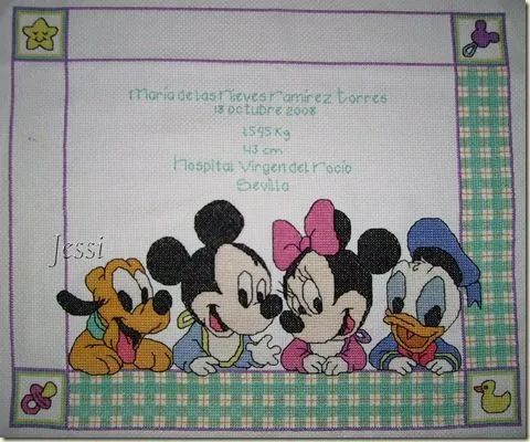 Mis Trabajos Punto de Cruz: Natalicio Disney Mis Trabajos Punto de Cruz: Natalicio Disney