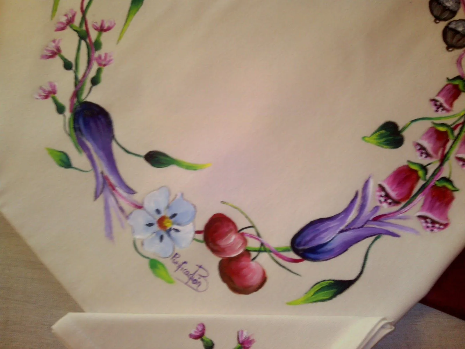 Mis trabajos de trapo y otros cuentos.: Mantelería de flores y ... Mis trabajos de trapo y otros cuentos.: Mantelería de flores y ...