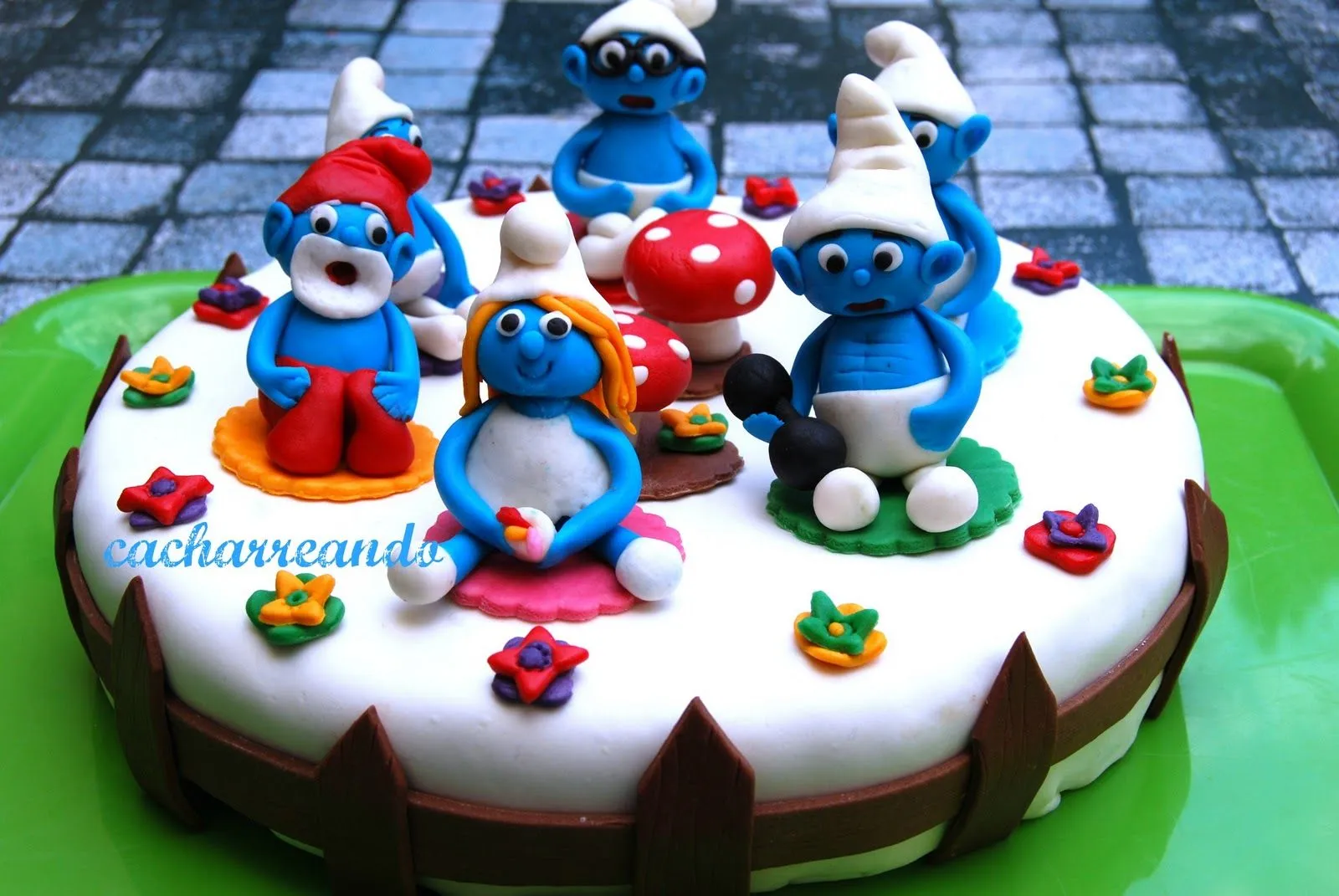 aqui os traigo el jardin de los pitufos