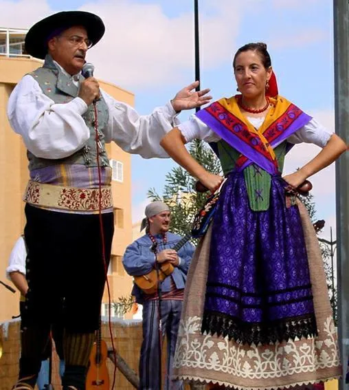 Cómo es el traje regional de Castilla-La Mancha