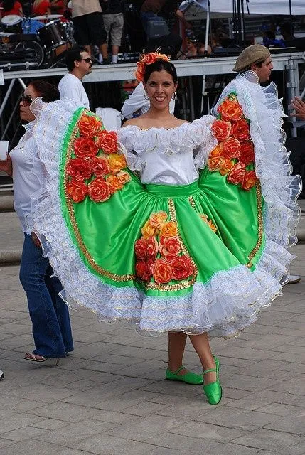 Traje típico del Bambuco Colombiano | My HomeLand Colombia ...