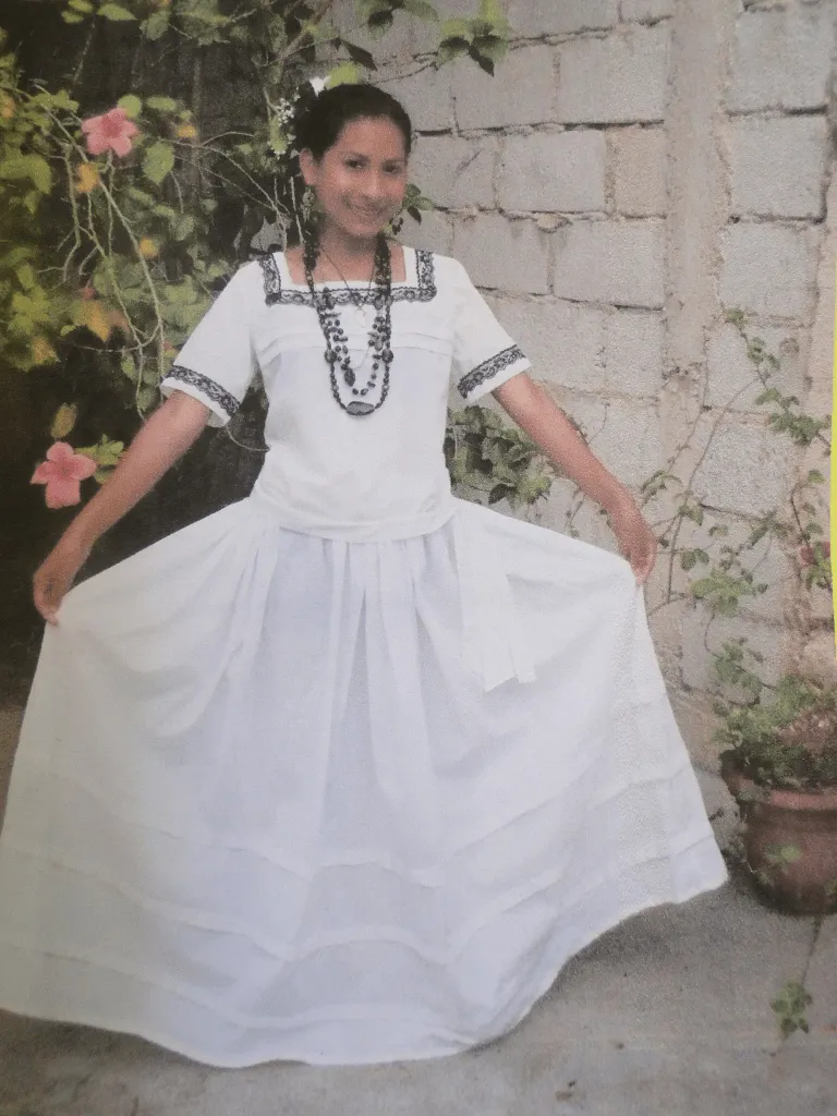 TRAJE TIPICO DE DOLORES PETEN Y SU DESCRIPCION | culturapeteneraymas