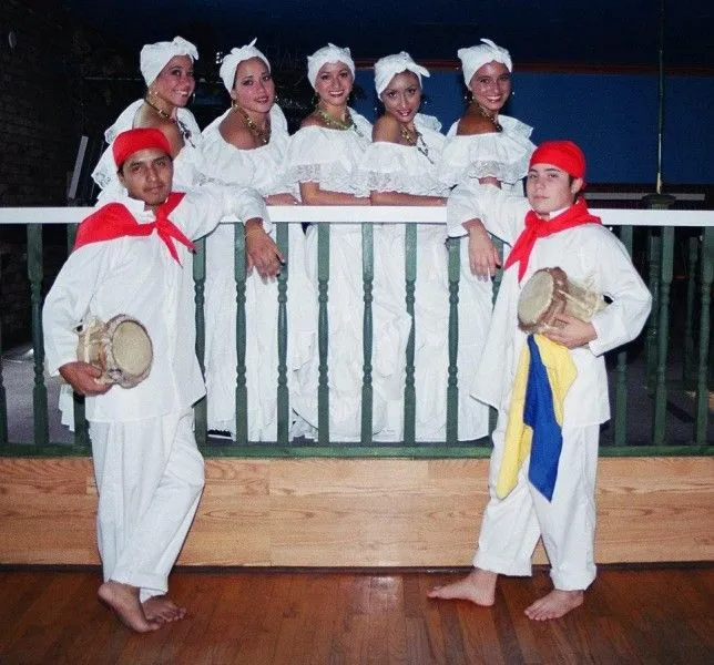 Traje tipico region insular - Imagui