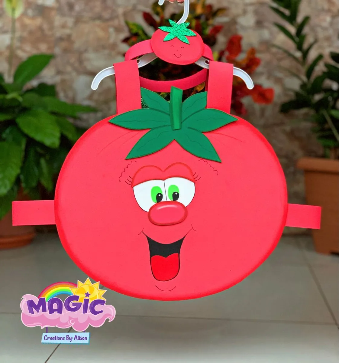 Traje de tomate Foami | Disfraces de vegetales, Trajes de frutas, Disfraces frutas Traje de tomate Foami | Disfraces de vegetales, Trajes de frutas, Disfraces frutas