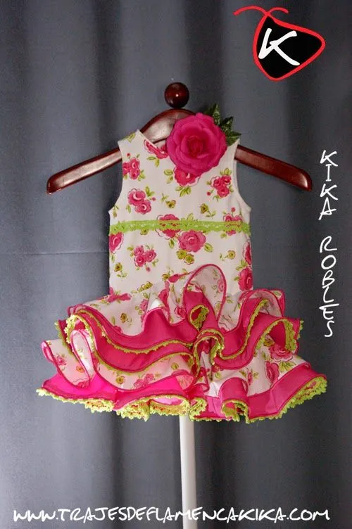TRAJES DE FLAMENCA KIKA