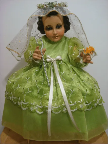 Fotos de vestidos para niños dios - Imagui