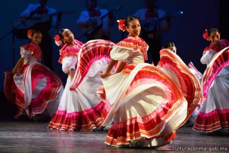 Trajes típicos de Colima – lugareslindosdemexico Trajes típicos de Colima – lugareslindosdemexico