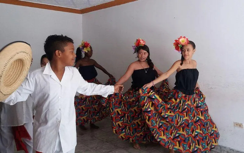 Los trajes típicos de la región de Orinoquía Los trajes típicos de la región de Orinoquía