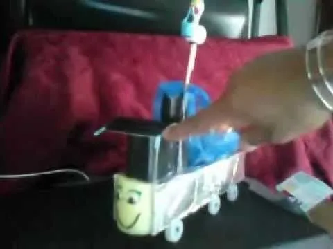 COMO HACER UN TREN RECICLADO. - YouTube