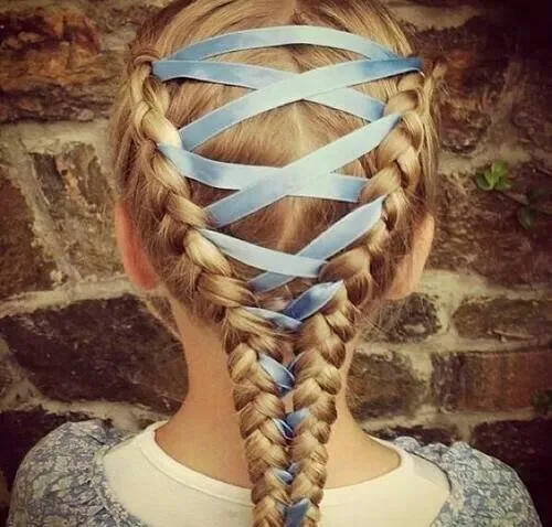 Trenzas con cintas | PEINADOS PARA NIÑAS | Pinterest