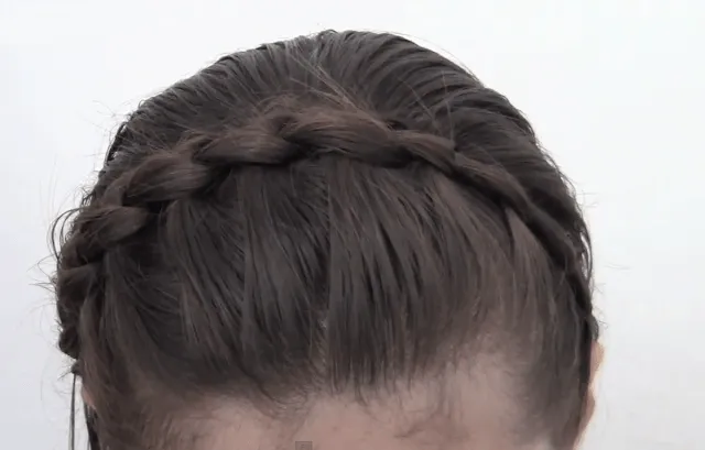 TRENZAS DE NUDOS COMO DIADEMA PARA NIÑAS : PEINADOS PARA NIÑAS ...