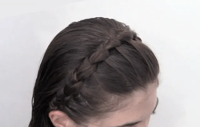 TRENZAS DE NUDOS COMO DIADEMA PARA NIÑAS : PEINADOS PARA NIÑAS ...