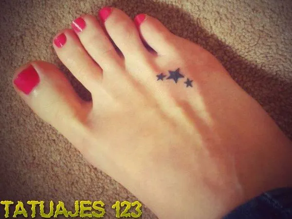 tres-estrellas-en-el-pie.jpg