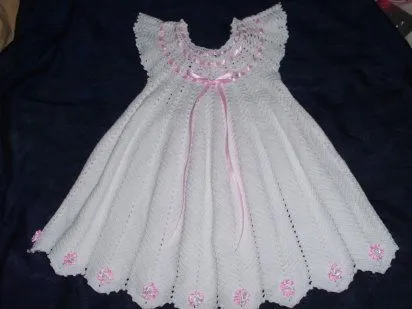 TRICO y CROCHET-madona-mía: Vestido de bautizo para niñas a ...