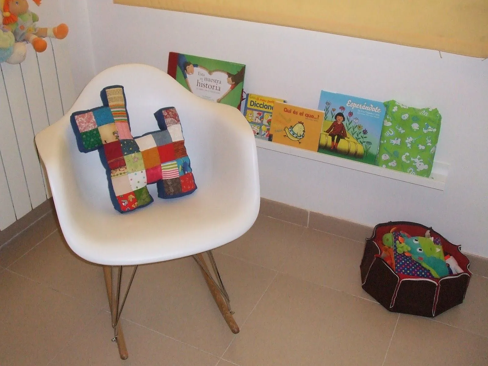 Trocitos de vida : Cojín de patchwork Scottie dog Trocitos de vida : Cojín de patchwork Scottie dog