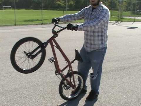 Trucos y saltos en bicicleta BMX : Cómo hacer una Abubaca - YouTube