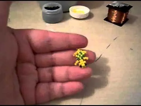 Tutorial Tortuguita hecha con chaquira 2 de 2. - YouTube Tutorial Tortuguita hecha con chaquira 2 de 2. - YouTube