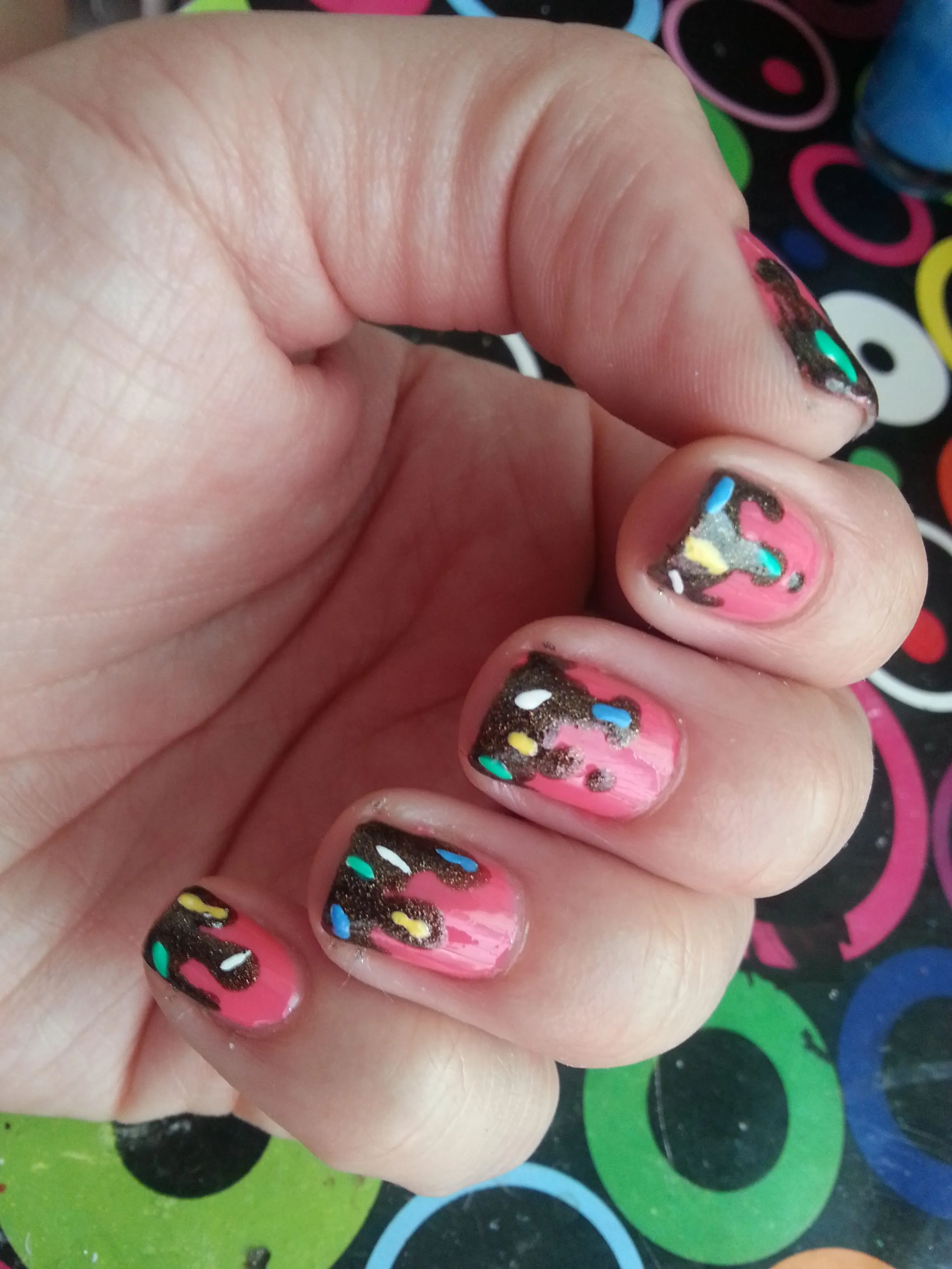 Tutorial: Uñas de helado con chocolate y chispas. | Adrix Nails ... Tutorial: Uñas de helado con chocolate y chispas. | Adrix Nails ...