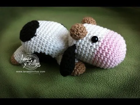 Tutorial Vaca Amigurumi Cow (English subtitles) - YouTube Tutorial Vaca Amigurumi Cow (English subtitles) - YouTube