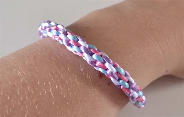 Tutoriales Para Hacer Pulseras Con Diferentes Tipos De Nudos Tutoriales Para Hacer Pulseras Con Diferentes Tipos De Nudos