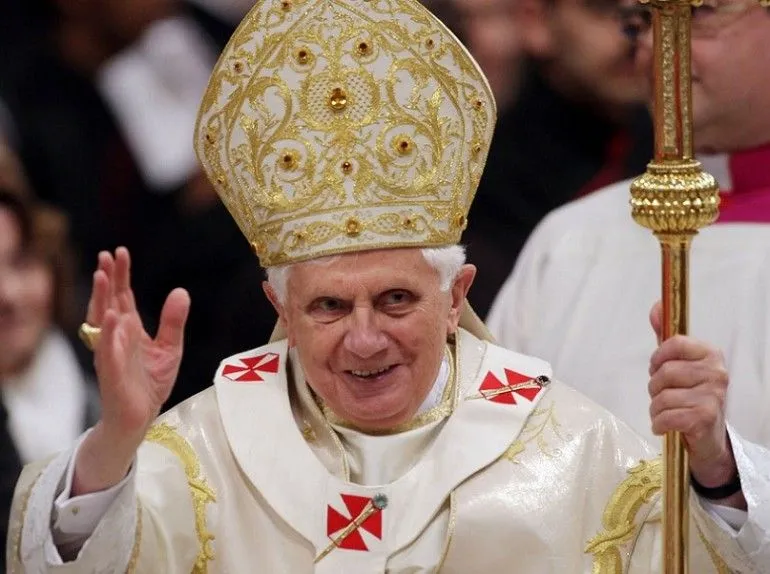 Twitter condanna il Papa per il no al matrimonio gay - Giornalettismo