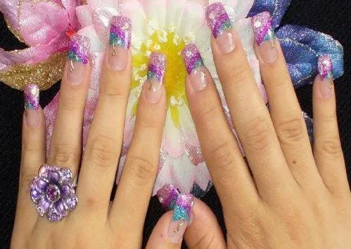 Uñas de acrilico decoradas color morado - Imagui Uñas de acrilico decoradas color morado - Imagui
