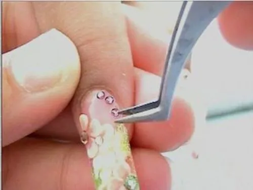 Uñas de acrilico-Hawaiian Love - Descargar Tutoriales de video