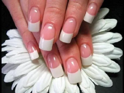Como poner uñas de acrilico punta blanca o diseño frances paso a ... Como poner uñas de acrilico punta blanca o diseño frances paso a ...