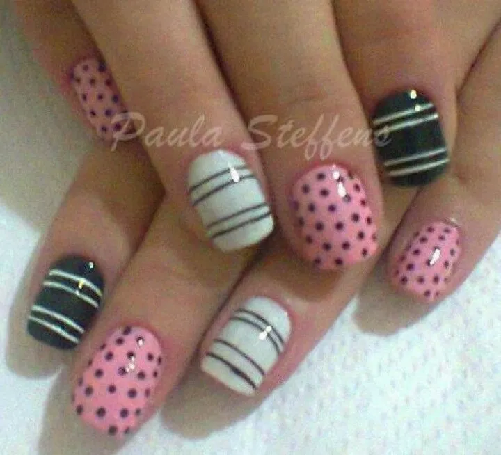 Uñas de colores puntos y rayas | Uñas | Pinterest Uñas de colores puntos y rayas | Uñas | Pinterest