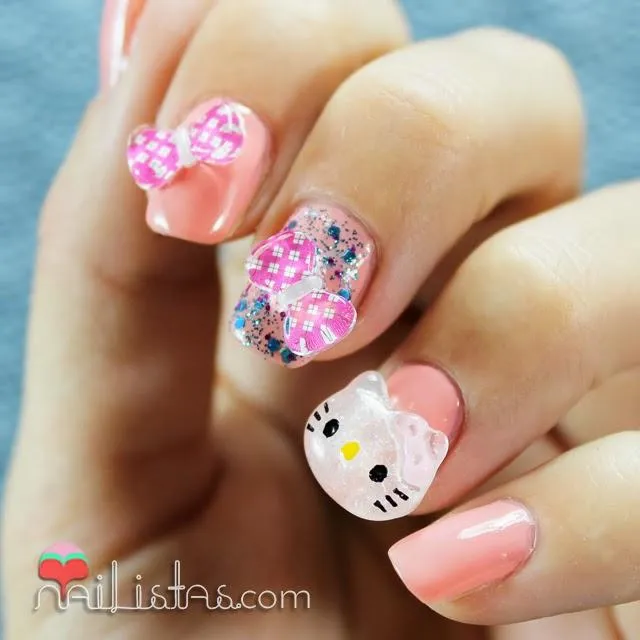 Uñas decoradas con Hello Kitty en 3D - Paperblog