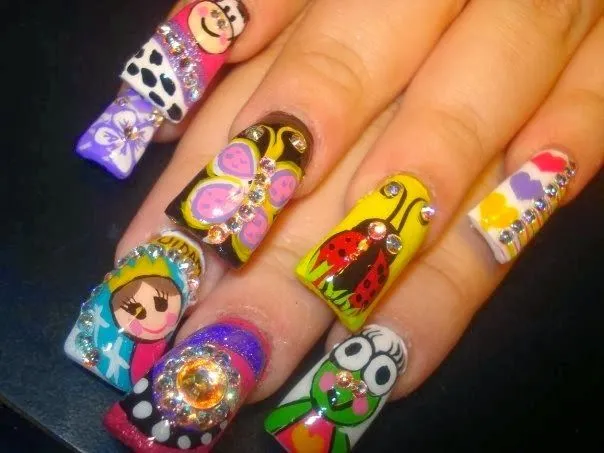 Uñas decoradas con muñecas - Imagui