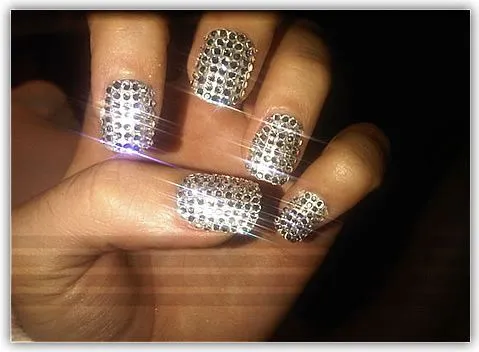 Uñas decoradas con piedras de fantasia ~ Belleza y Peinados Uñas decoradas con piedras de fantasia ~ Belleza y Peinados