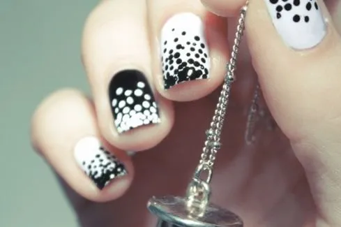 Uñas decoradas con puntos ~ Belleza y Peinados Uñas decoradas con puntos ~ Belleza y Peinados